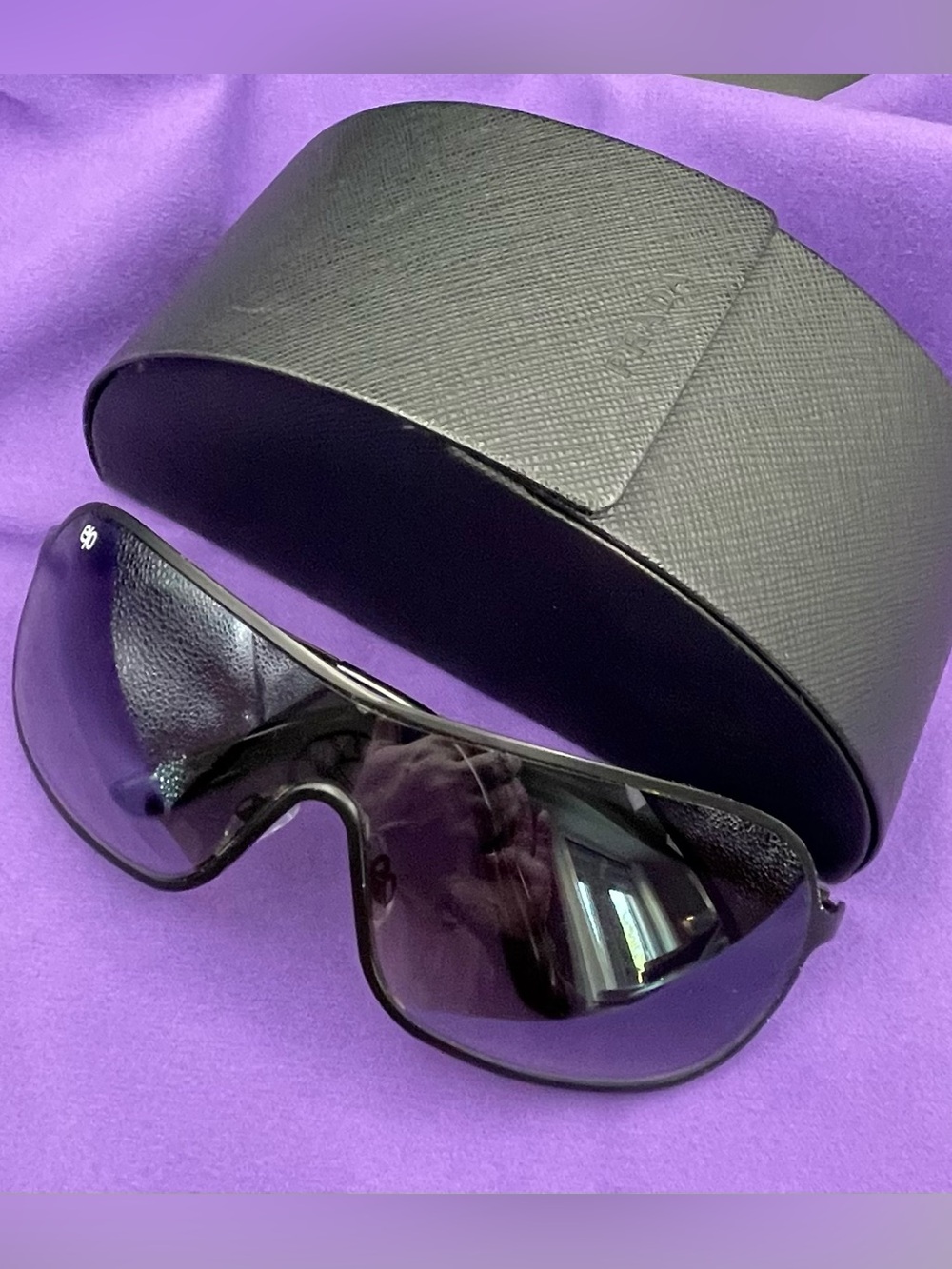 Flawless Y2K Extreme Optics shield sunglasses bundle with Black Prada Case